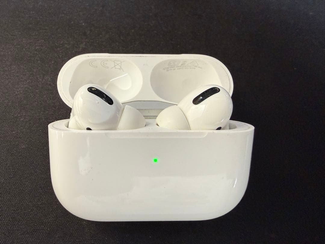 AirPods Pro 2本体 充電ケース付き