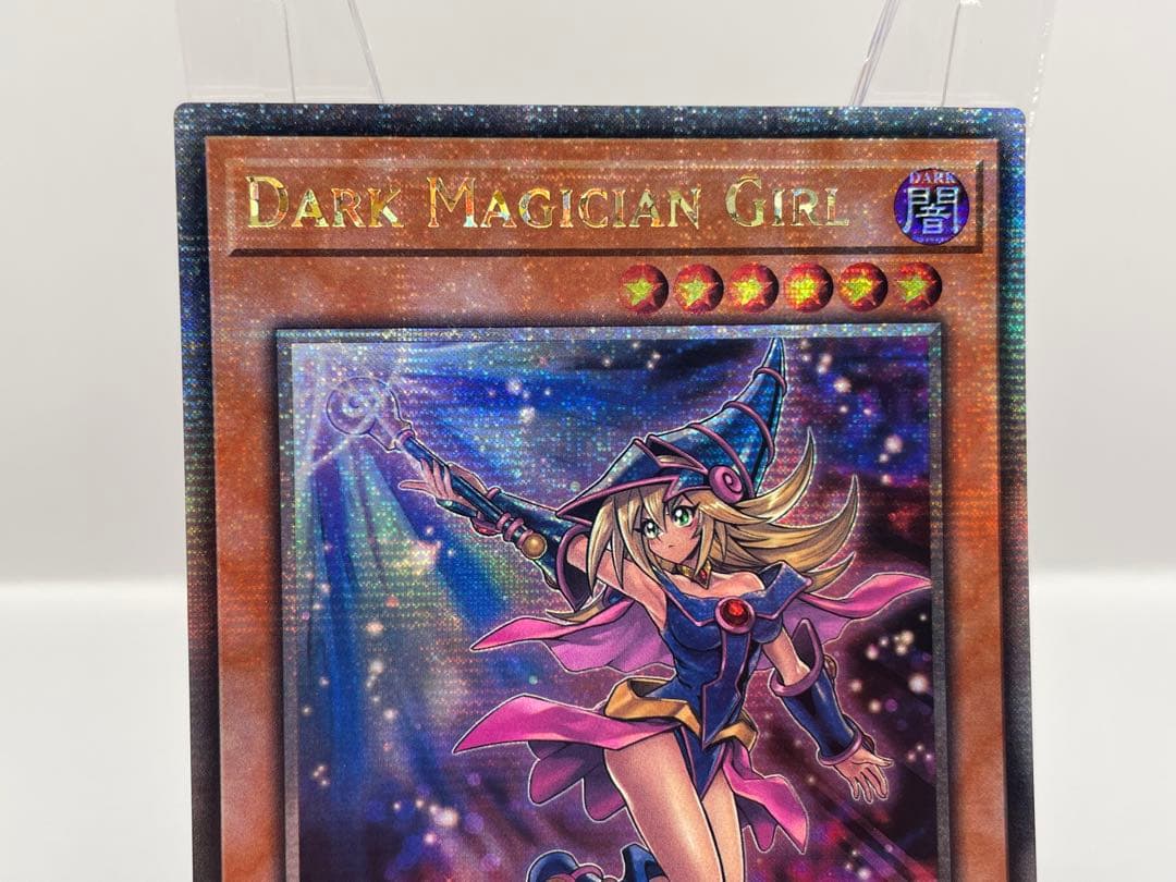 EU版 25th ブラックマジシャンガール イラスト違い クオシク 遊戯王