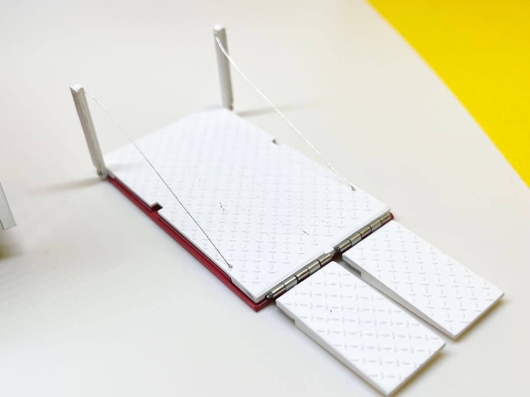 MINIGT 1/64 メルセデス アクターズ レーシングトランスポーター