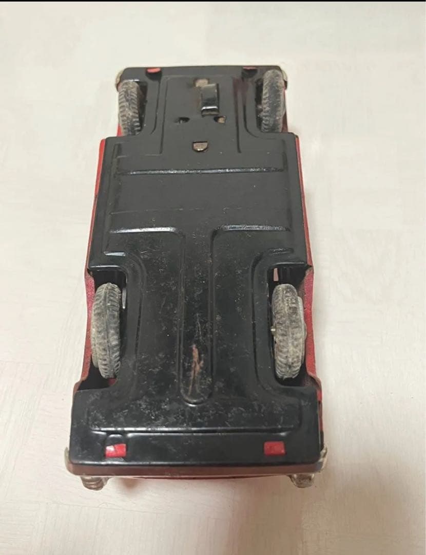 SSSインターナショナル商事1/25スケール1960年セドリック中サイズブリキ製