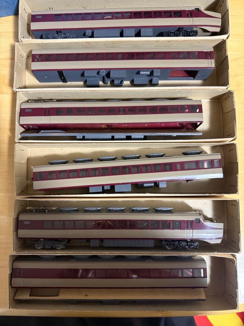 けごん KEGON 鉄道模型 赤・茶色