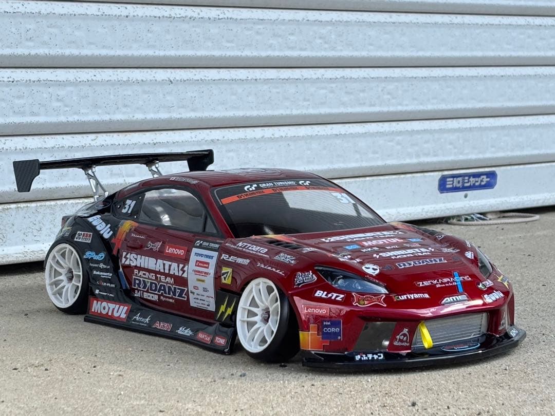 r31HOUSE gr86ラジコンボディー　SHIBATA仕様 塗装済未走行
