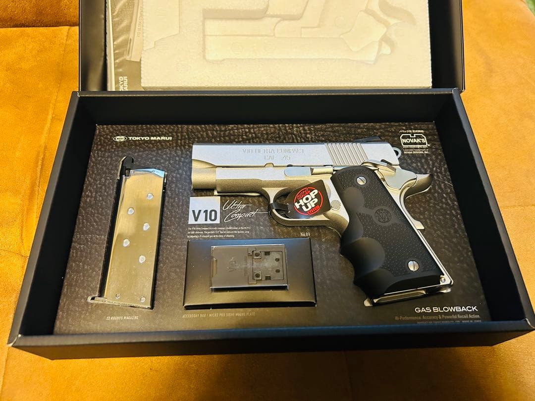 ノ*オ様 V10 Ultra Compact ガスブローバック　新品・未発射　東