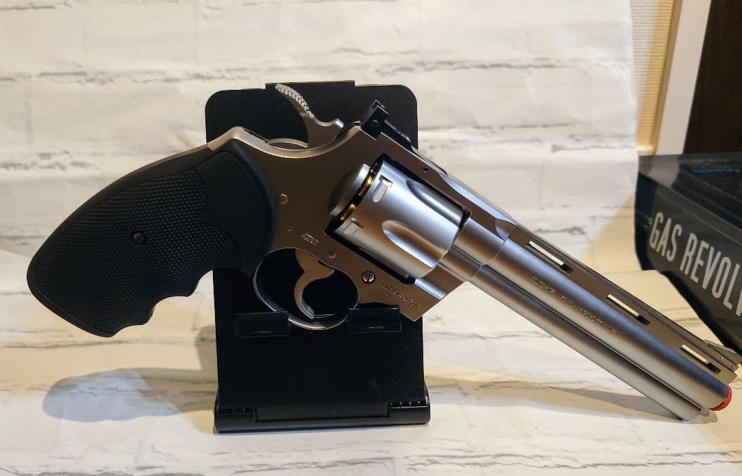 東京マルイ COLT PYTHON 357 ガスリボルバー 6インチ