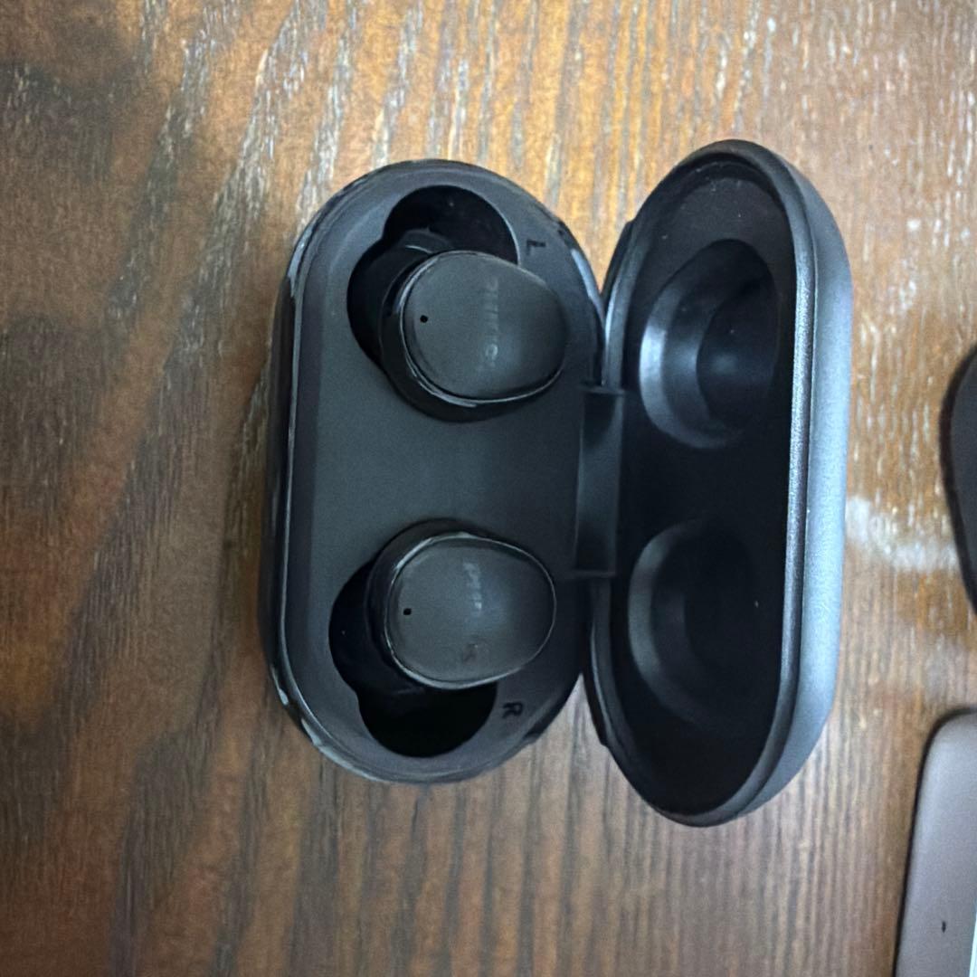 高価ワイヤレスイヤホン　まとめ売り