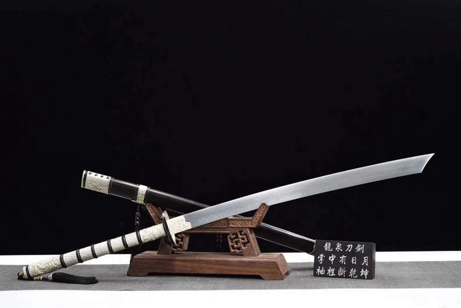 康熙戦刃（黒檀金） 模造刀 居合刀 武士道 武具 漢剣 唐刀 龍泉剣 手鍛造打