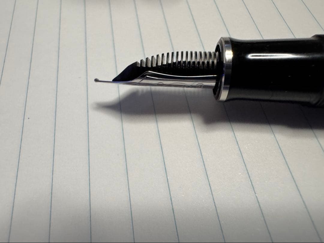 PELIKAN ペリカン　M805 EF Souverän スーべレーン　極細字