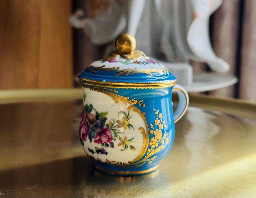 セーブル Sevres初期 「ブルーセレステ地金彩花絵ポット」マイセン