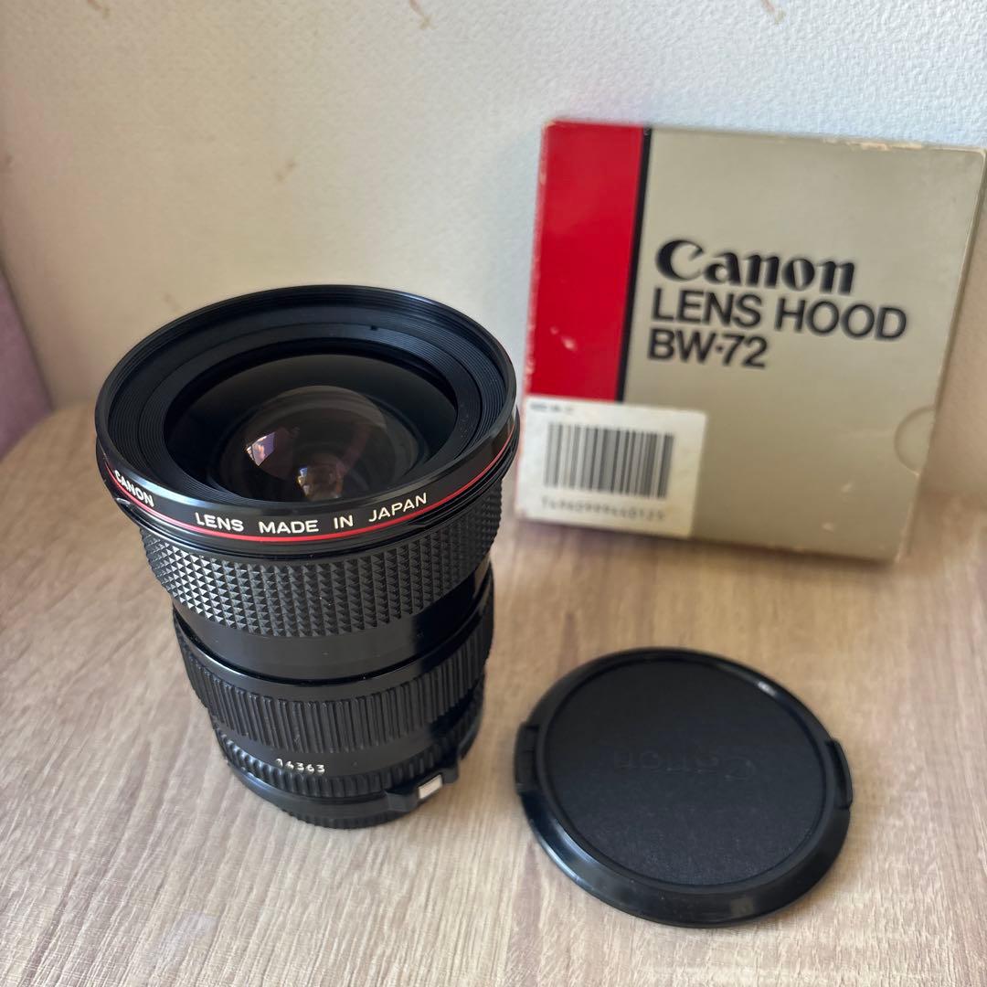 Canon FD 24-35mm f/3.5 ズームレンズ　フードつき