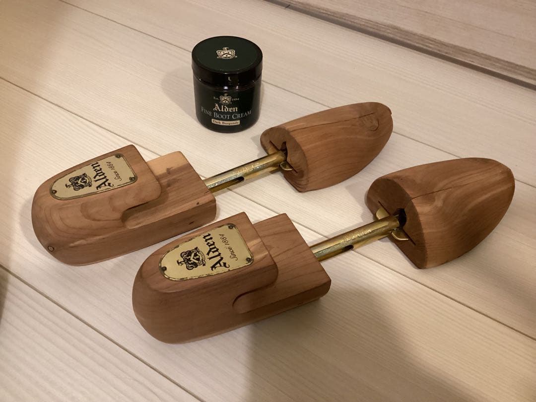 Alden シューツリーと靴クリームセット　サイズS