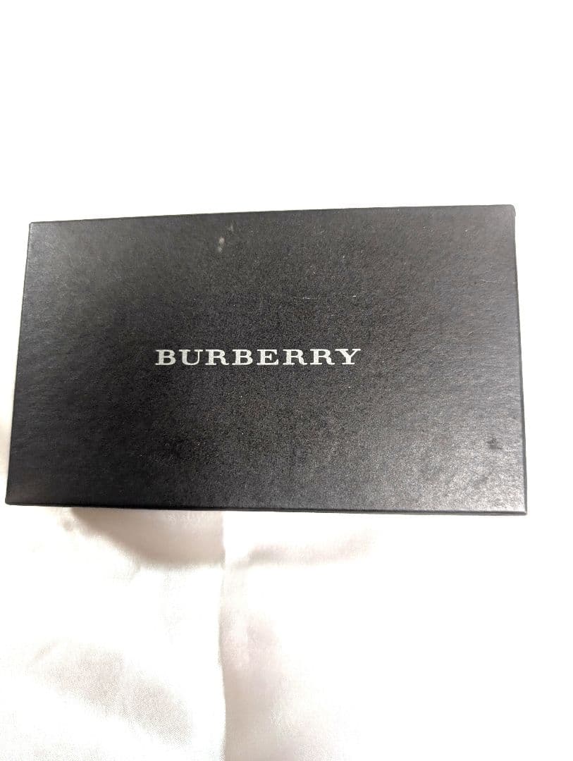 新品未使用箱付きBURBERRY　バーバリー 5連キーケース 　チェック