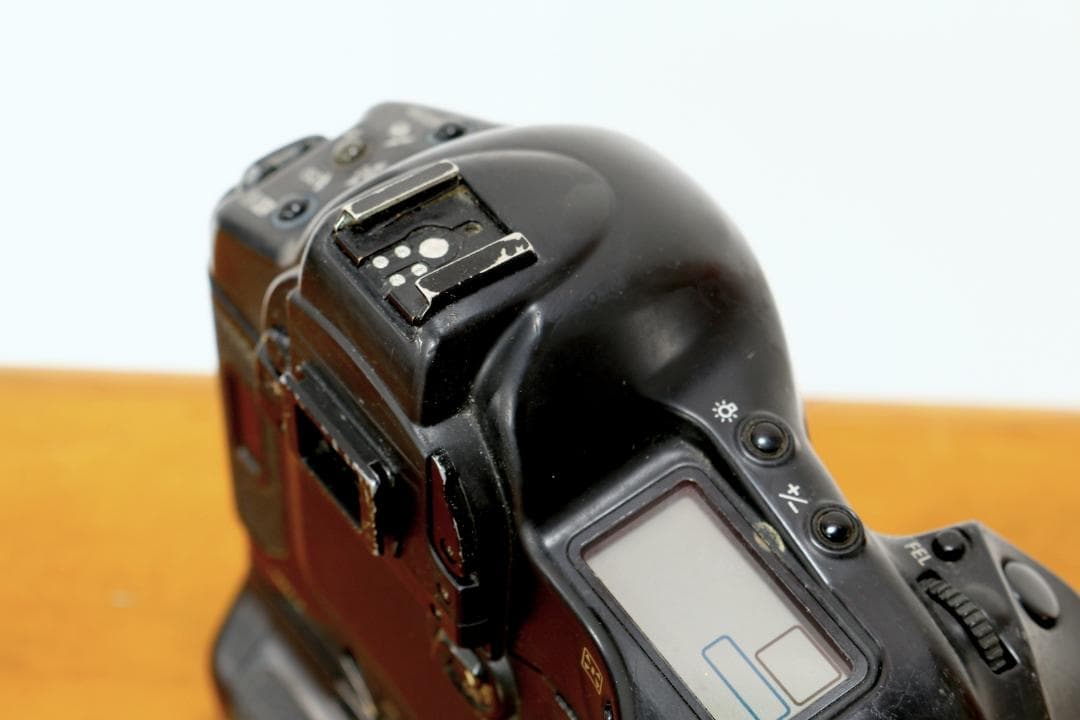 Canon EOS-1V 連写用バッテリーグリップ付き