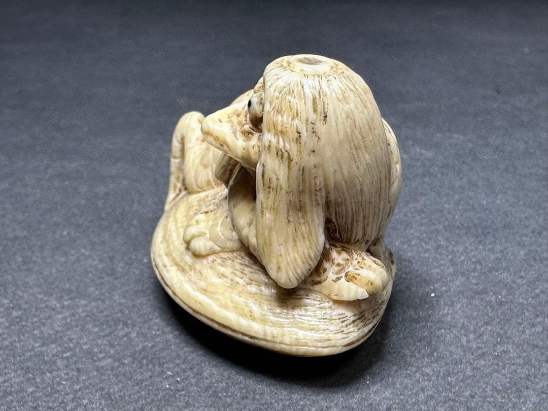 極上　根付　天然素材　アンティーク　和彫　置物　骨董　飾り物　古美術品　 置物