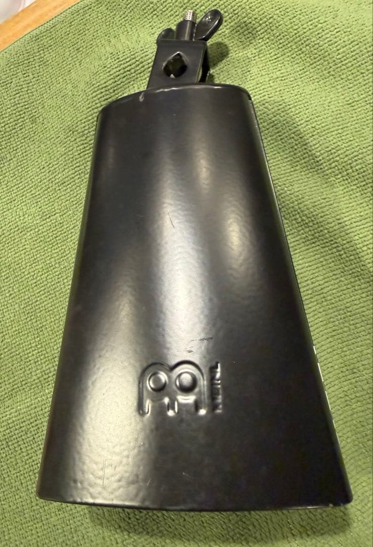 マイネル ブラックフィニッシュカウベル 6 3/4\" & カウベルホルダーセット