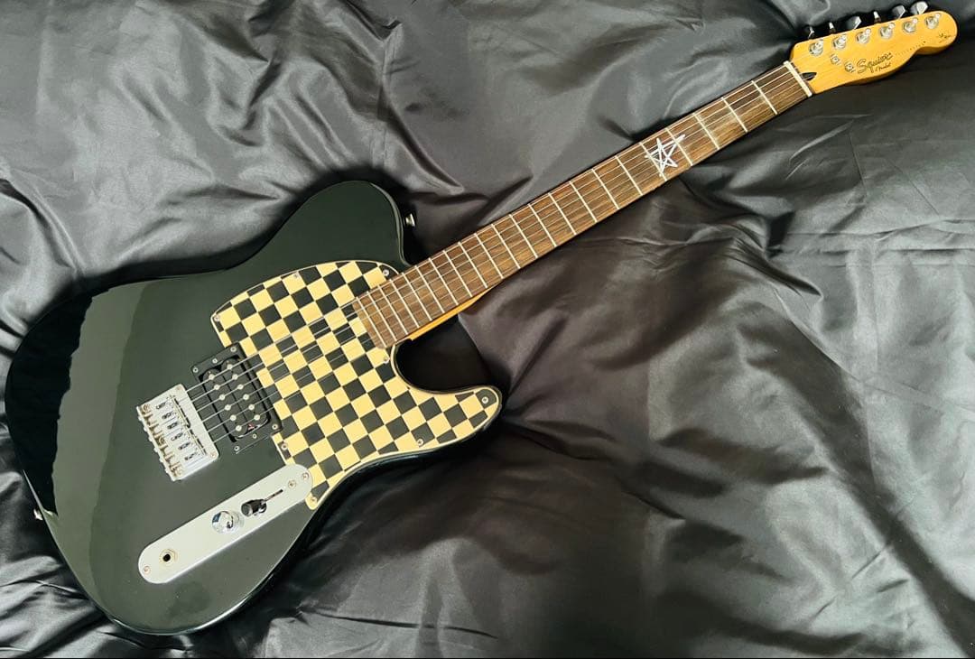 ギター Squier byFender Avril Lavigne Telecaster