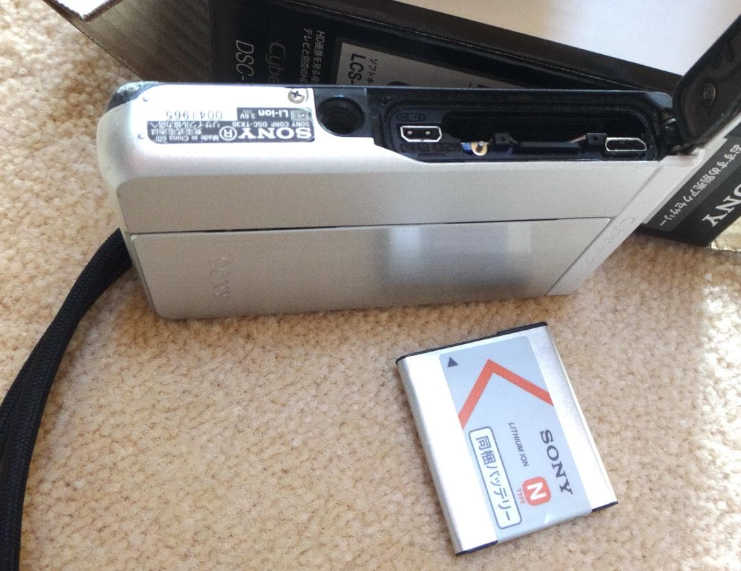 SONY Cyber-shot DSC-TX100V 本体