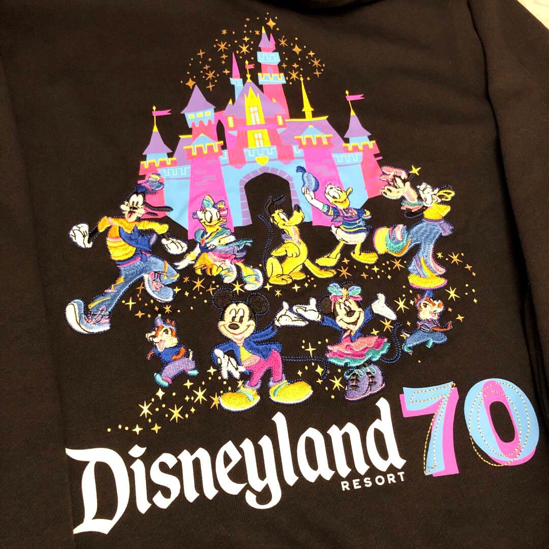 【新品】カリフォルニア ディズニーランド 70周年 パーカー Mサイズ DLR