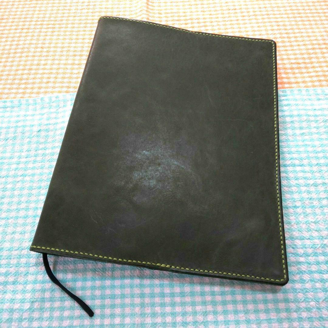 オイルワックスヌメ革 ダークグリン レザーカバー、B5 26穴バインダー付