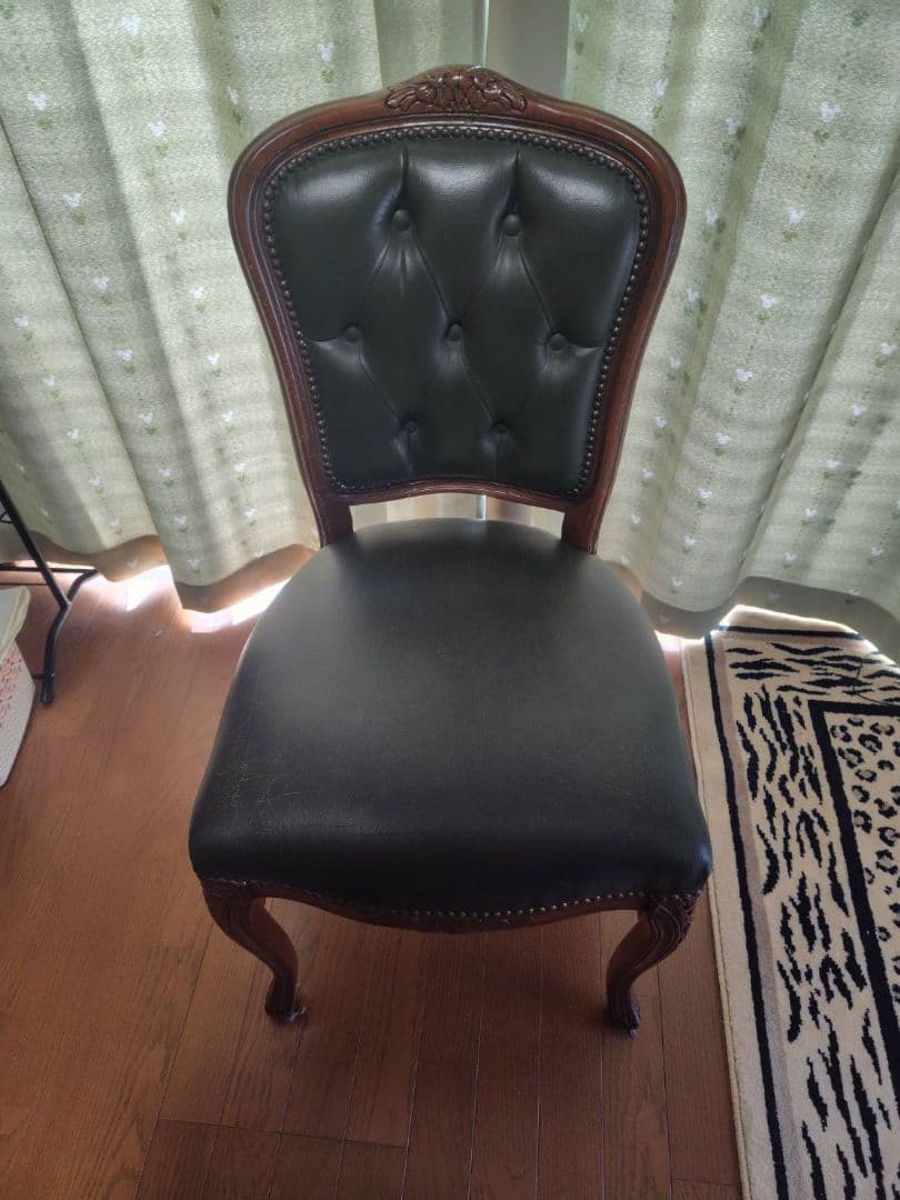 【モンチッチ】ダイニングテーブル　イタリア製