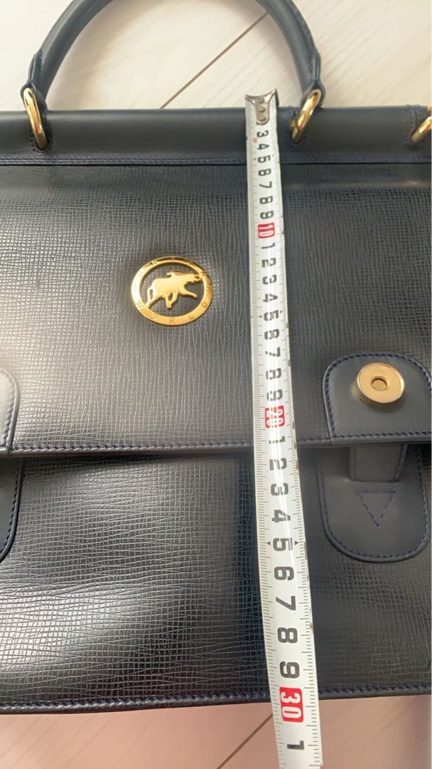 ハンティングワールド　レザー バッグ