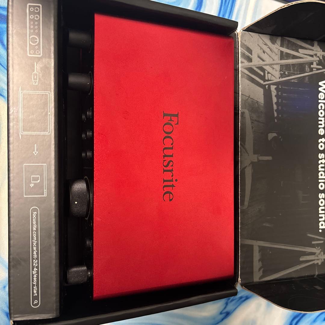 Focusrite Scarlett 2i2 第4世代