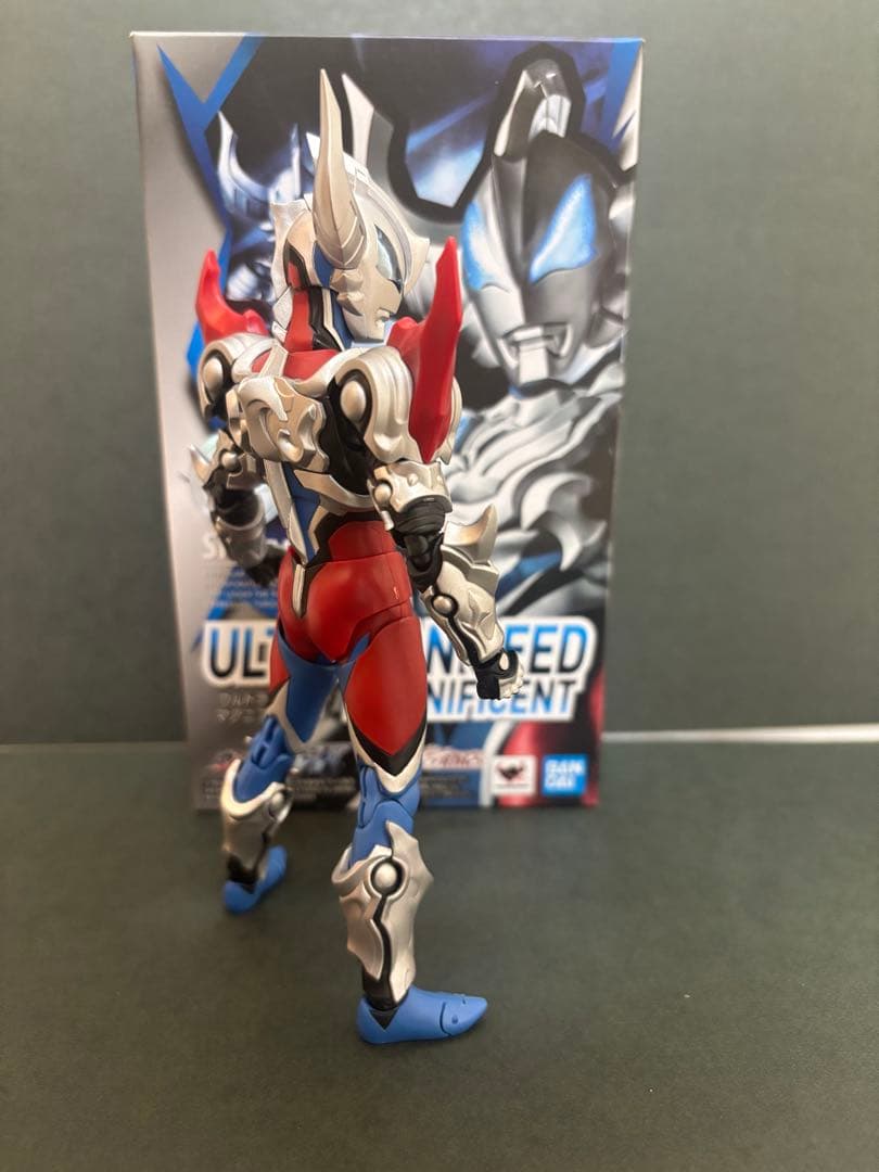 【最終値下げ】ウルトラマンジード　マグニフィセント　フィギュアーツ