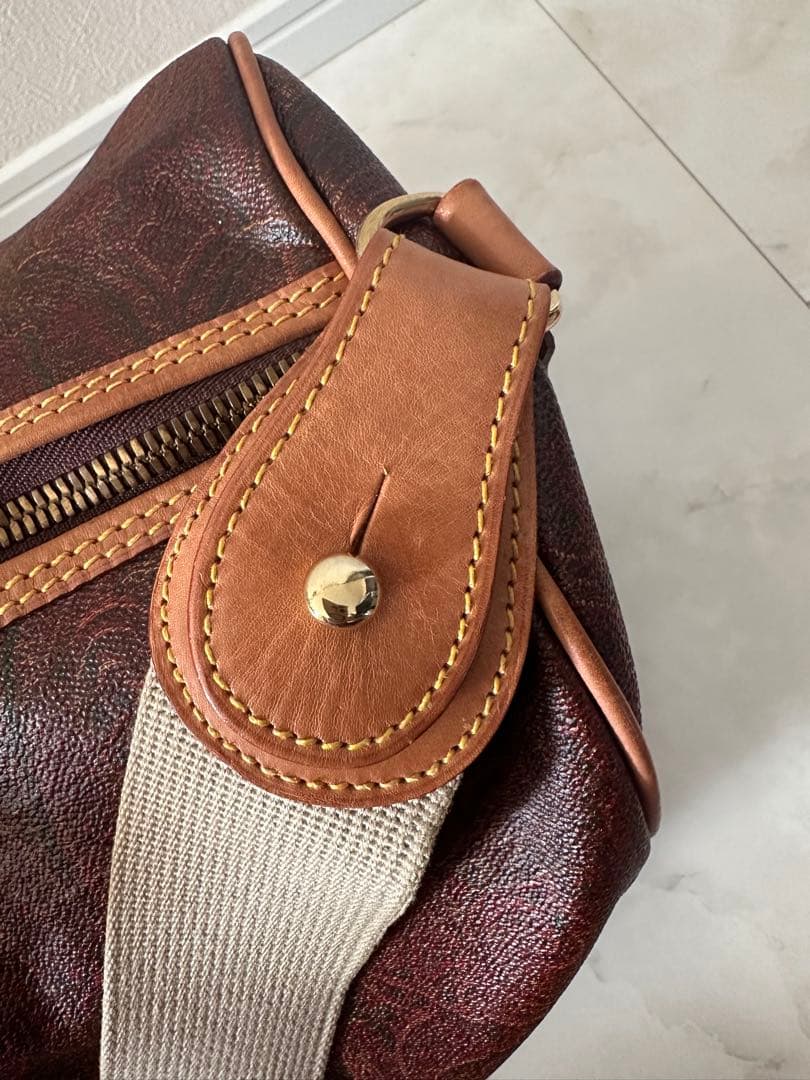 Etro 「10DANCE」内で竹内涼真が持っていた物と同じ型のボストンバッグ