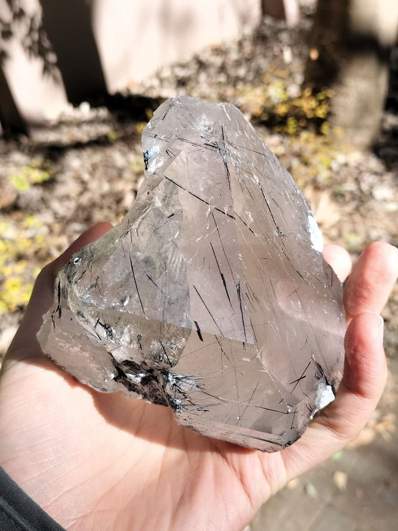 【早いもの勝ち超特価】ブルーザギマウンテンクォーツ　1kg超え