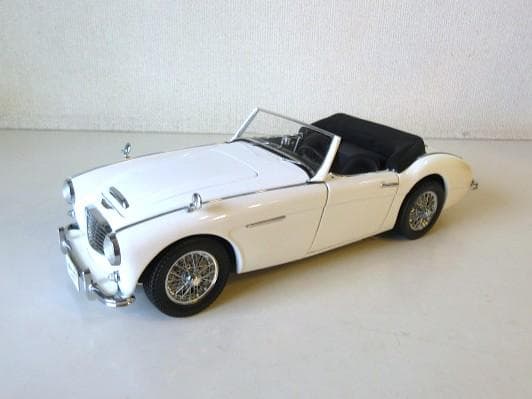 特価 AUTOart (1/18) オースチン ヒーレー 3000 MKⅡ