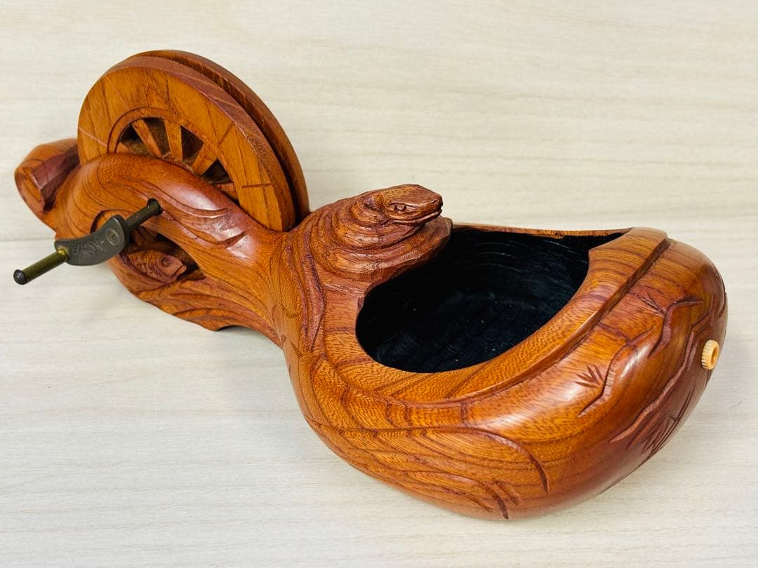 墨壺　成孝作　彫刻師　真保成孝　大工道具　墨壺　墨坪　墨つぼ　すみつぼ　蛇　ヘビ