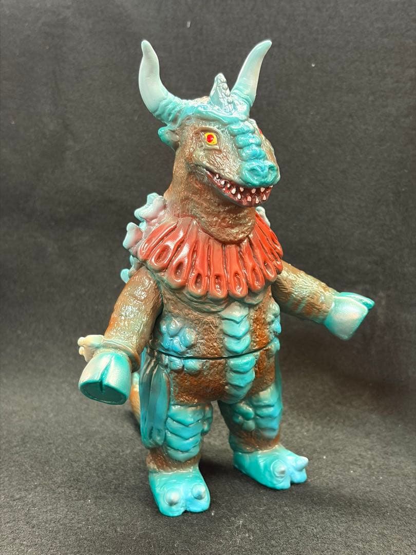 新作　ヤモマーク　カウラ　スーフェス