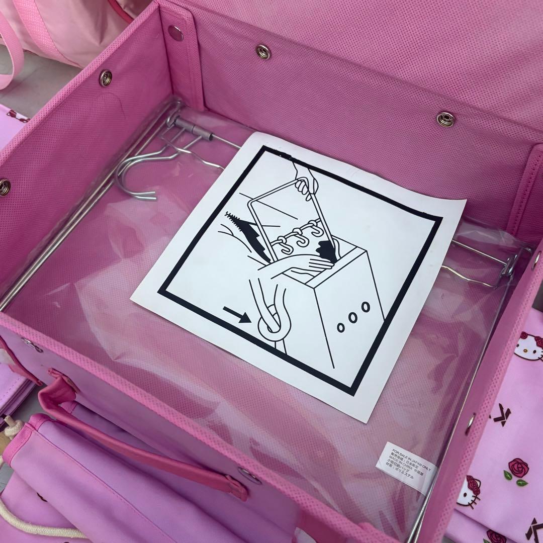 新品未使用　ハローキティ　クローゼット　セット