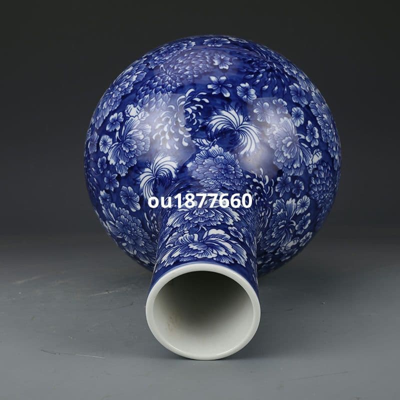 青花万花天球瓶 景徳鎮 陶磁器 装飾品 現代工芸品 美術品 置物
