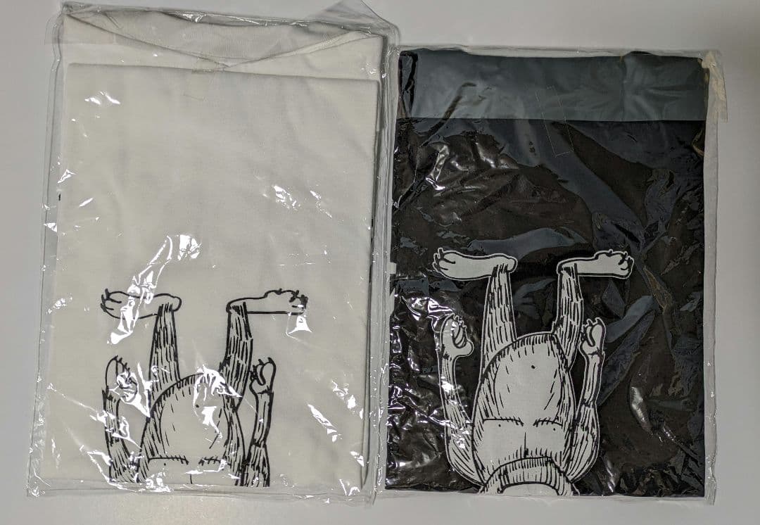 Мサイズ　Tシャツ　クロマニヨンズ