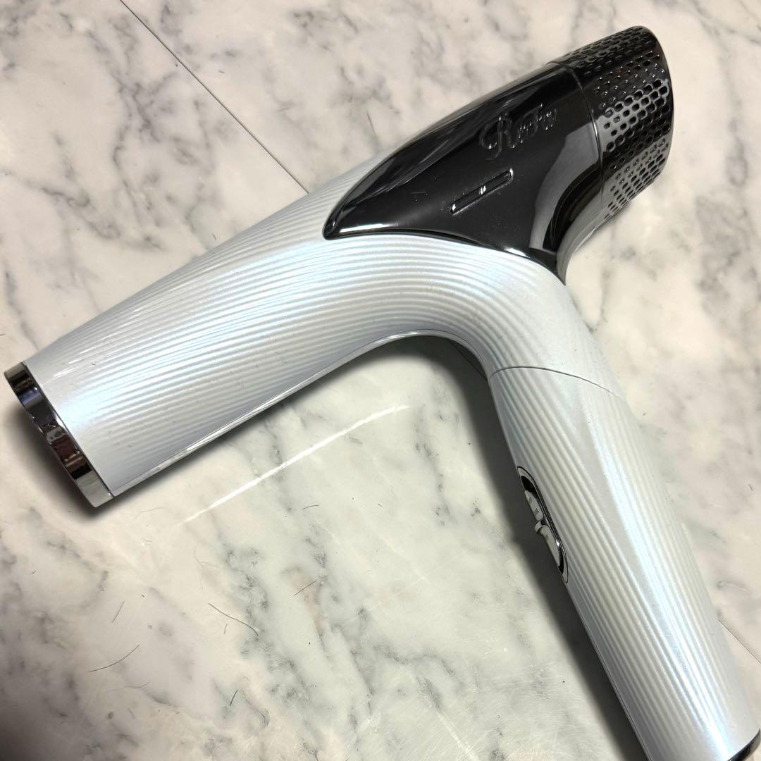 リファ ホワイト ドライヤー