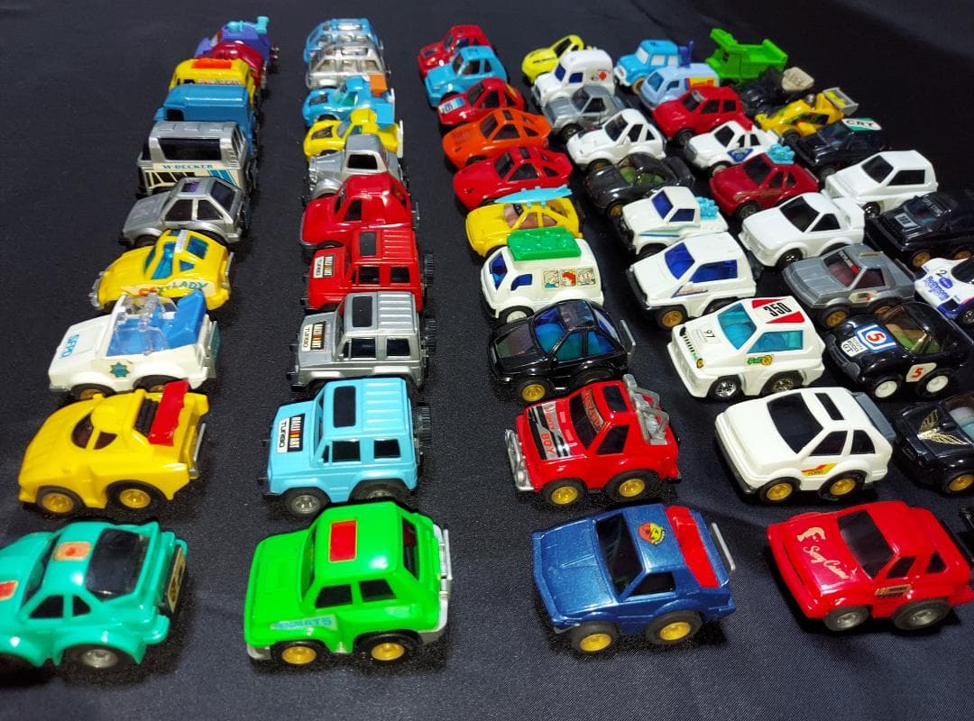 ◆　大幅値下げ！　極美品揃い　昭和の８７台含むレアなチョロQ１００台以上　◆