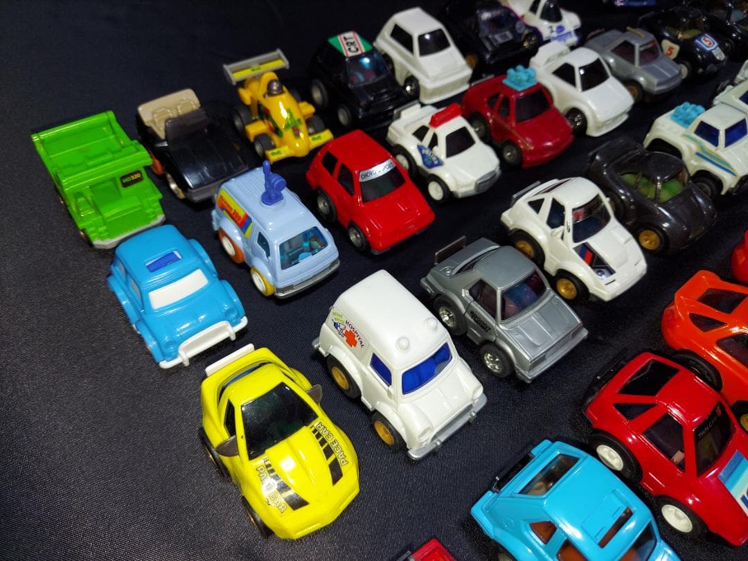 ◆　大幅値下げ！　極美品揃い　昭和の８７台含むレアなチョロQ１００台以上　◆