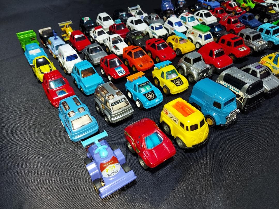 ◆　大幅値下げ！　極美品揃い　昭和の８７台含むレアなチョロQ１００台以上　◆