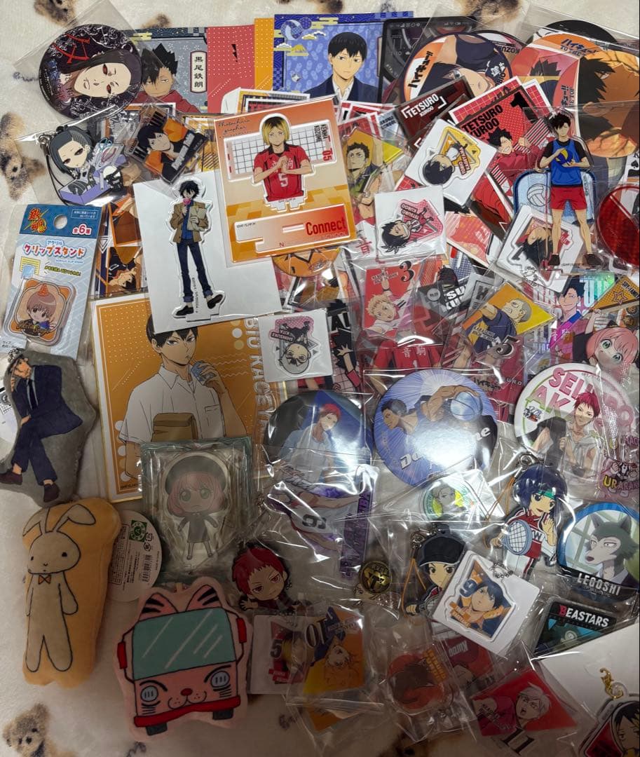 人気アニメ　グッズ　大量まとめ売り