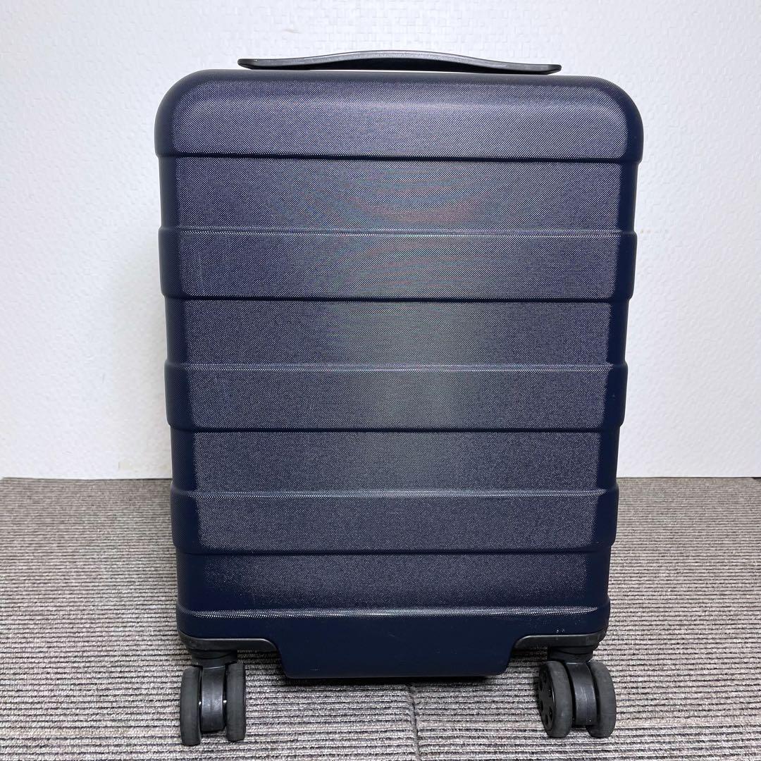 無印良品 バーを自由に調節できる ハードキャリーケース 20L 機内持込可能