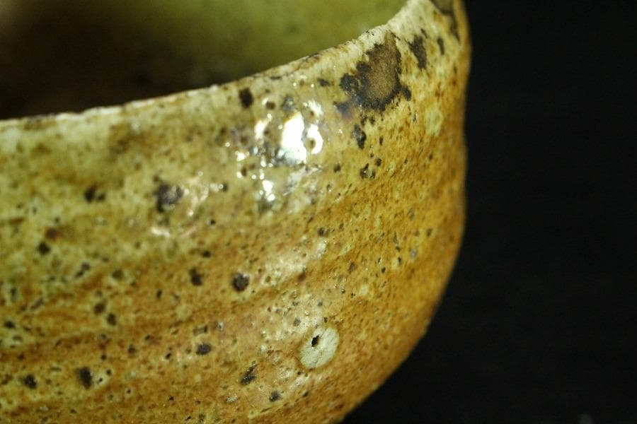 茶道具 古信楽 茶碗 在印 時代箱 骨董(K-YC524)