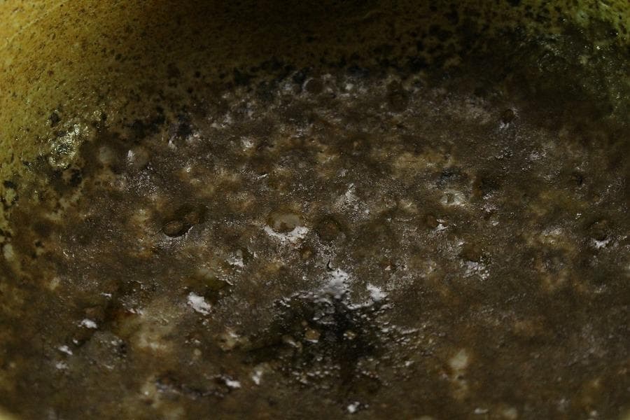 茶道具 古信楽 茶碗 在印 時代箱 骨董(K-YC524)