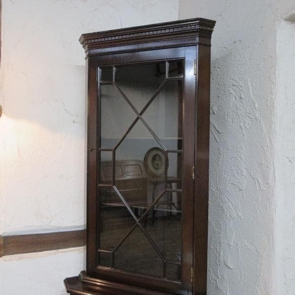 イギリス アンティーク 家具 コーナーキャビネット 飾り棚 店舗什器 6021e