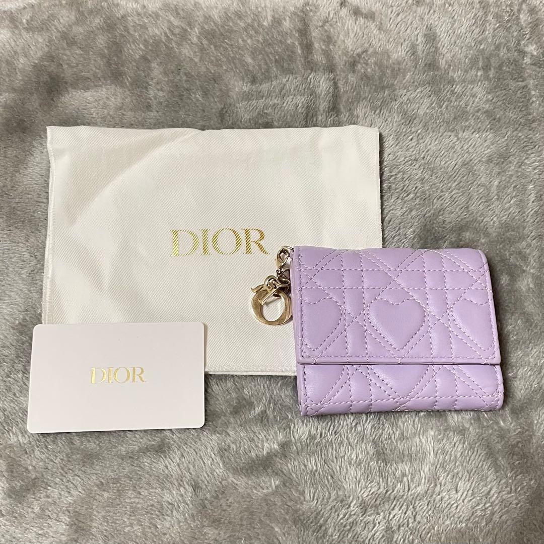 Dior ハートキルティング ロータスウォレット 三つ折財布