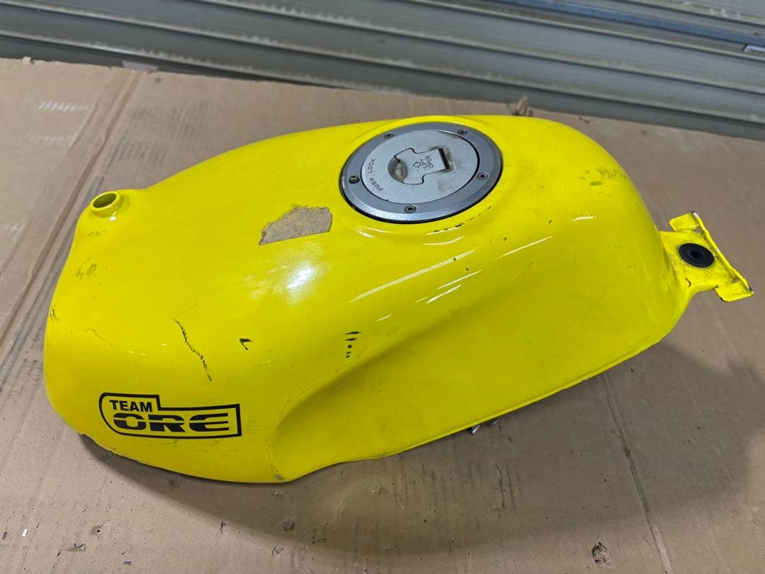 ORE イエロー 燃料タンク