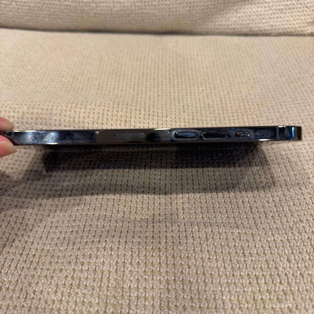 iPhone12ProMAX 本体