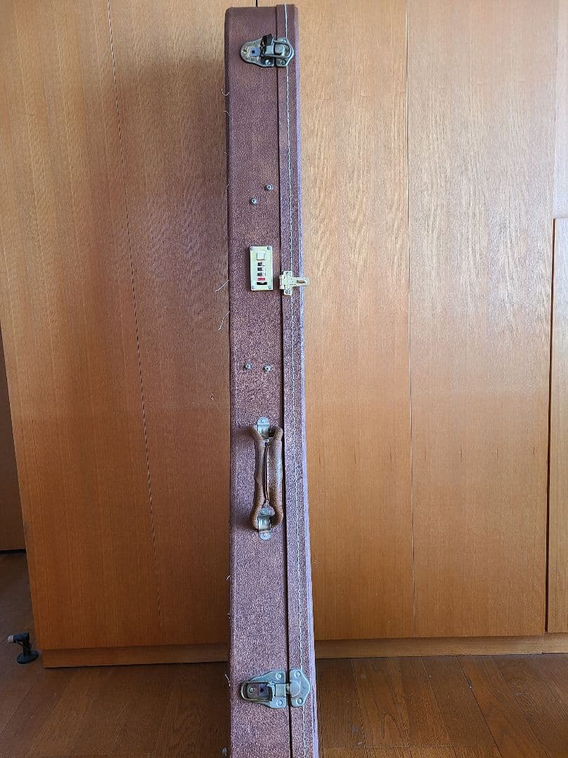 ギブソンギター(ハードケース付き)