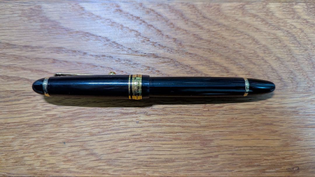 PILOT CUSTOM823 透明ブラック M