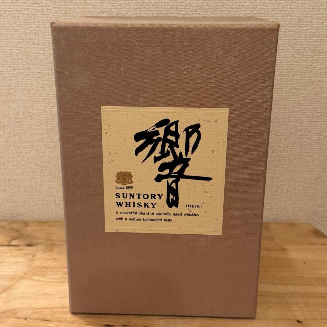 響ゴールドキャップGOLDCAP箱入 希少旧ラベルHIBIKI SUNTORY