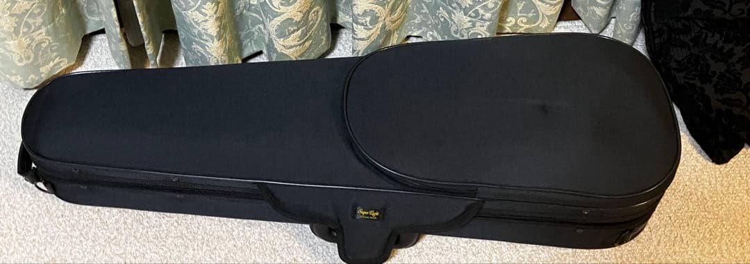 数回持ち出し品　スーパーライト　バイオリン　ケース　ブラック